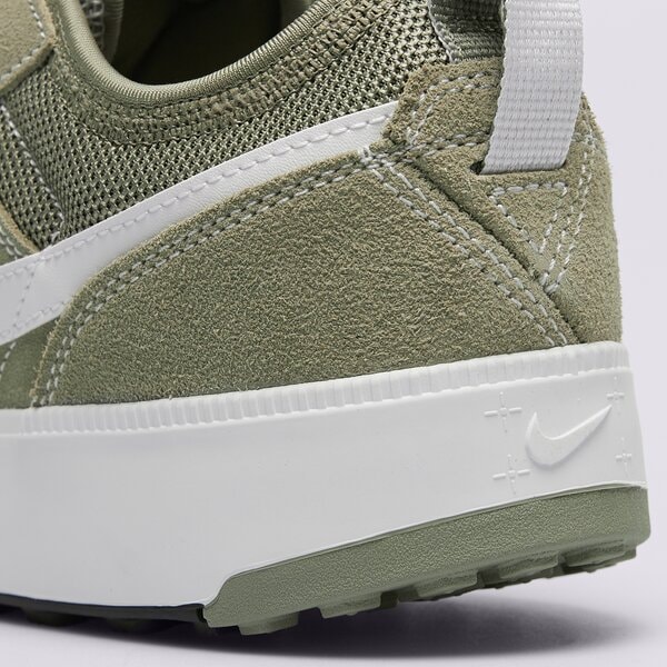 Детски маратонки NIKE C1TY BG hq0028-300 цвят зелен