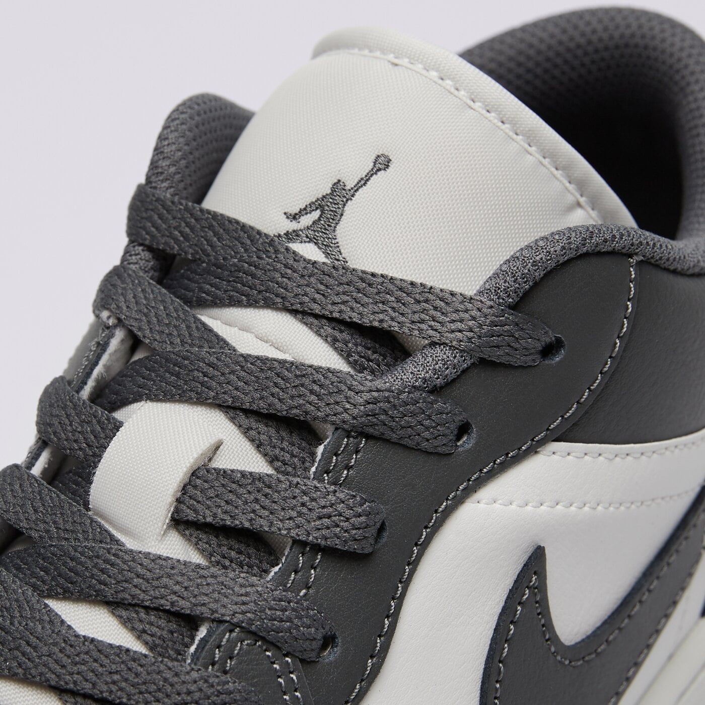 Мъжки маратонки AIR JORDAN 1 LOW  553558-044 цвят сив