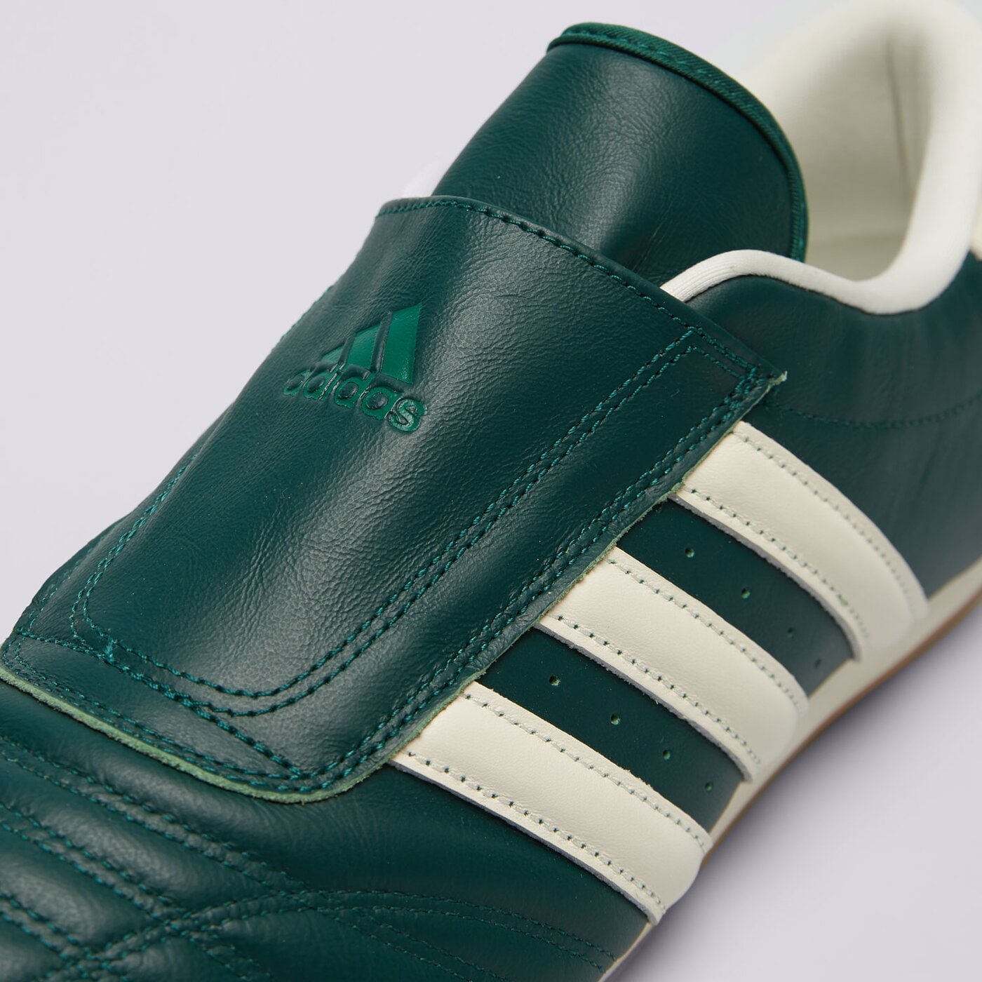 Дамски маратонки ADIDAS ADIDAS TAEKWONDO W js4526 цвят зелен