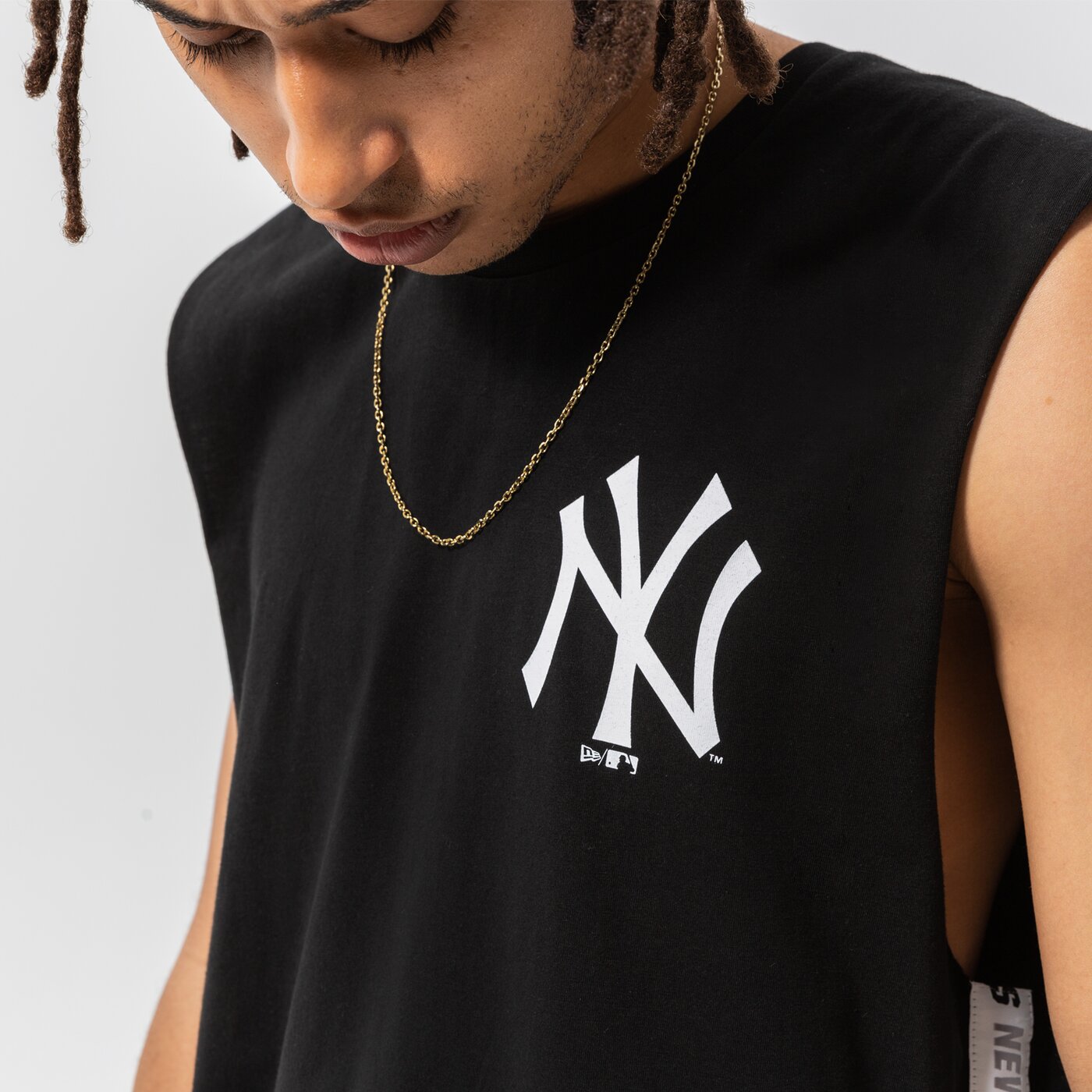 Мъжка тениска NEW ERA ПОТНИК MLB LOGO TAPING SLESS NYY BLK NEW YORK YANKEE 13083946 цвят черен