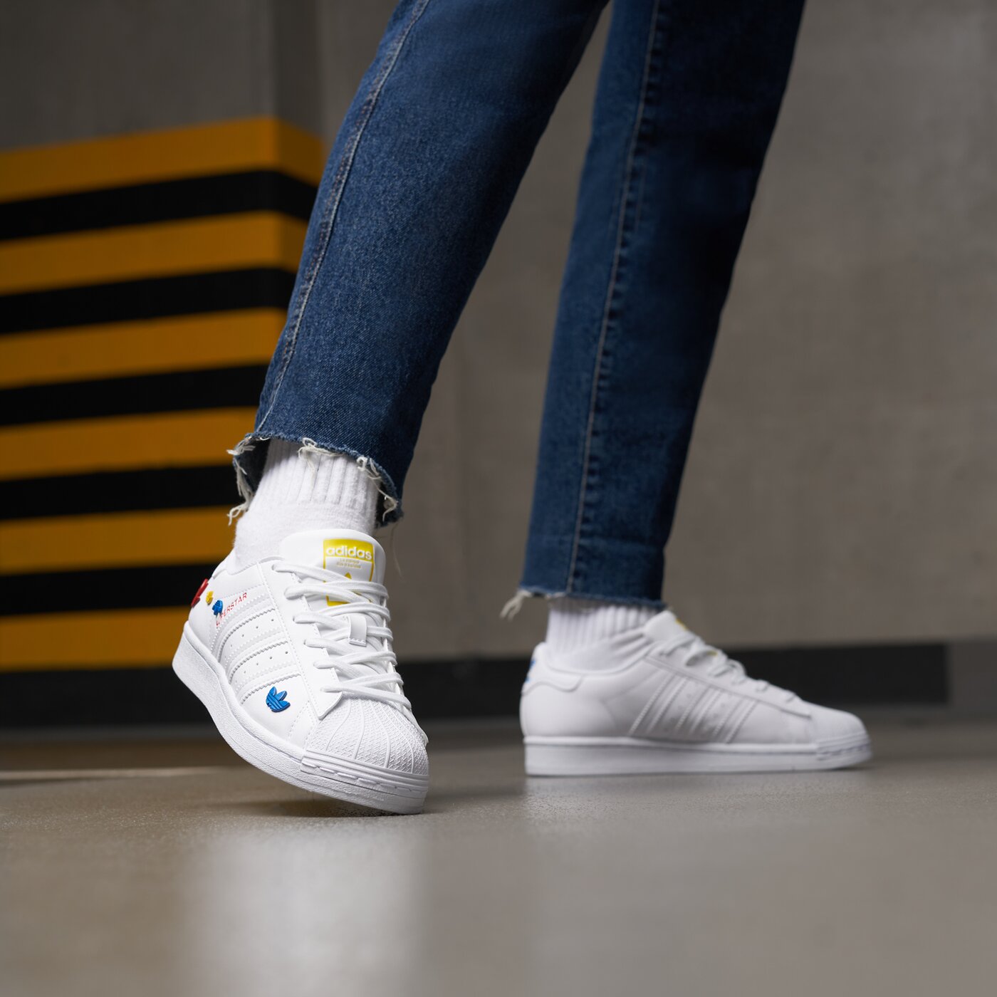 Детски маратонки ADIDAS SUPERSTAR J  gv8876 цвят бял