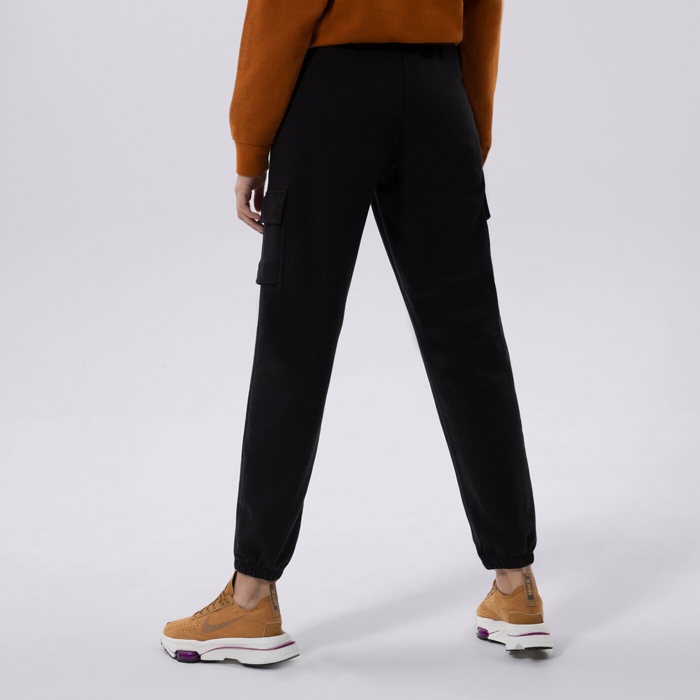 Дамски панталони NIKE ПАНТАЛОНИ W NSW ESSNTL FLC MR CRGO PNT dd8713-010 цвят черен