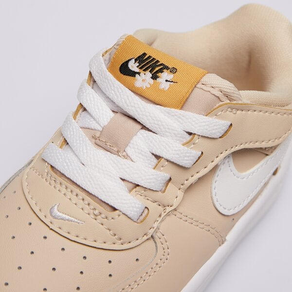 Детски маратонки NIKE FORCE 1 LOW EASYON fz1603-100 цвят бежов