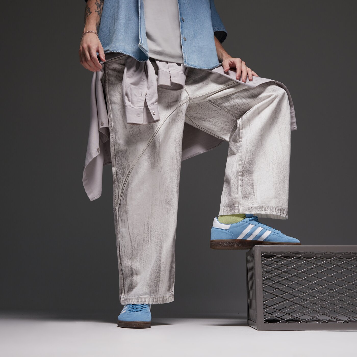 Мъжки маратонки ADIDAS HANDBALL SPEZIAL bd7632 цвят син