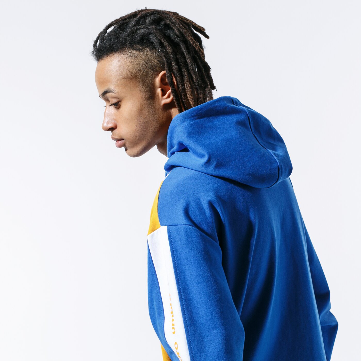 Мъжки суичър UMBRO СУИТЧЪР С КАЧУЛКА RETRO HOODY YLW/WHT/BLU ul39blm81001 цвят жълт