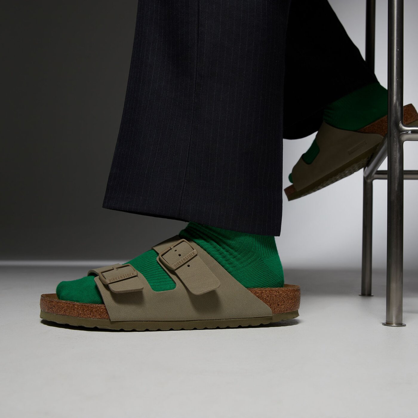 Мъжки чехли и сандали BIRKENSTOCK ARIZONA BS 1027704 цвят каки