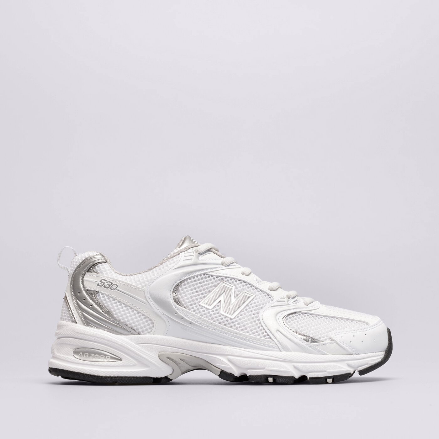 Дамски маратонки NEW BALANCE 530  mr530ema цвят бял