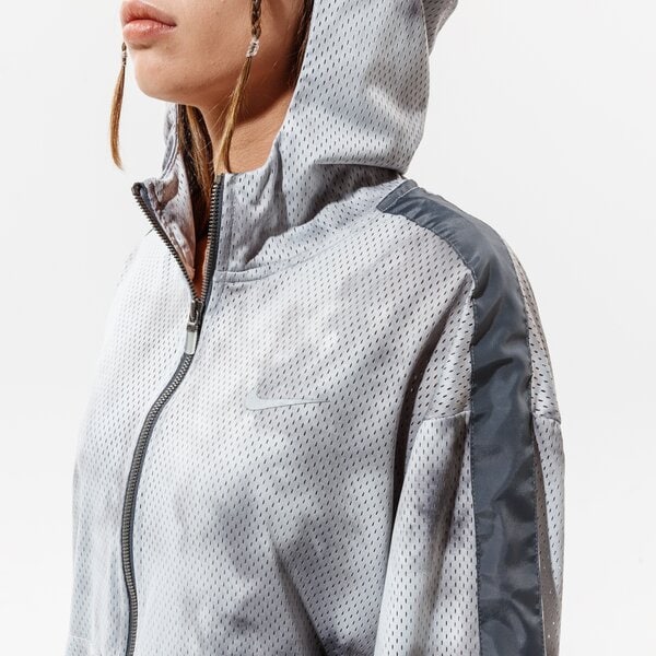Дамско преходно яке NIKE ЯКЕ W NSW ICN CLSH JKT MESH AOP cz9318-084 цвят сив