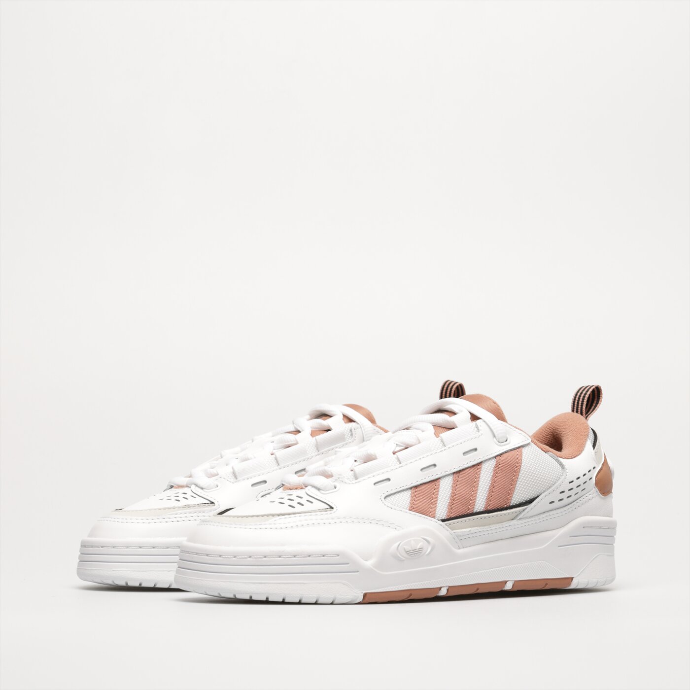 Мъжки маратонки ADIDAS ADI2000 hq6922 цвят кафяв