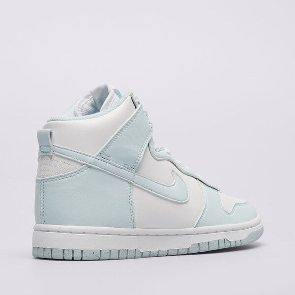 Дамски маратонки NIKE W DUNK HIGH NN fv5960-100 цвят зелен