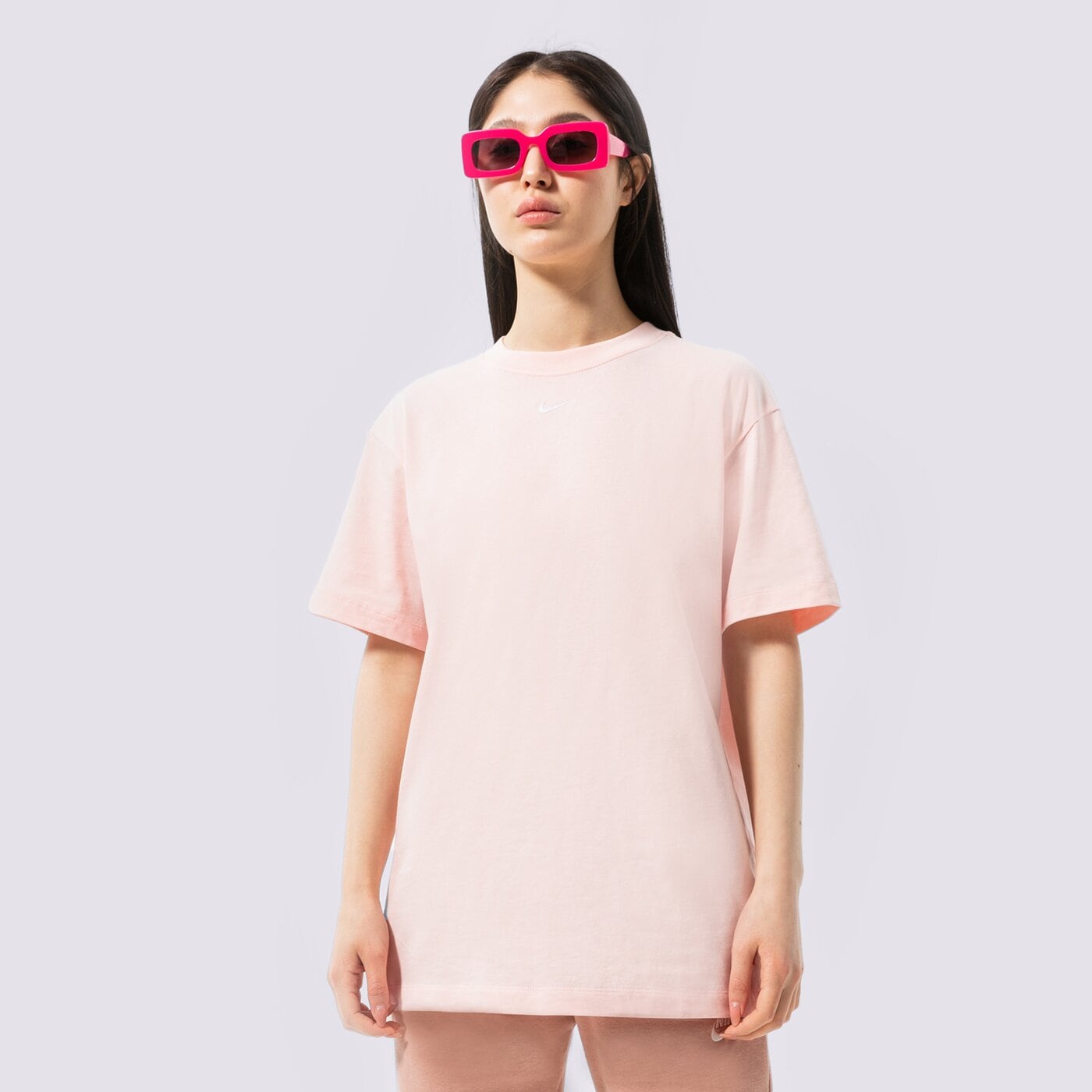 Дамска тениска NIKE ТЕНИСКА SPORTSWEAR ESSENTIAL OVERSIZED dn5697-610 цвят розов