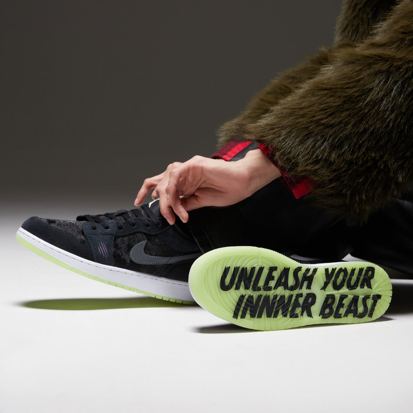 Детски маратонки AIR JORDAN 1 LOW  hv4775-001 цвят черен