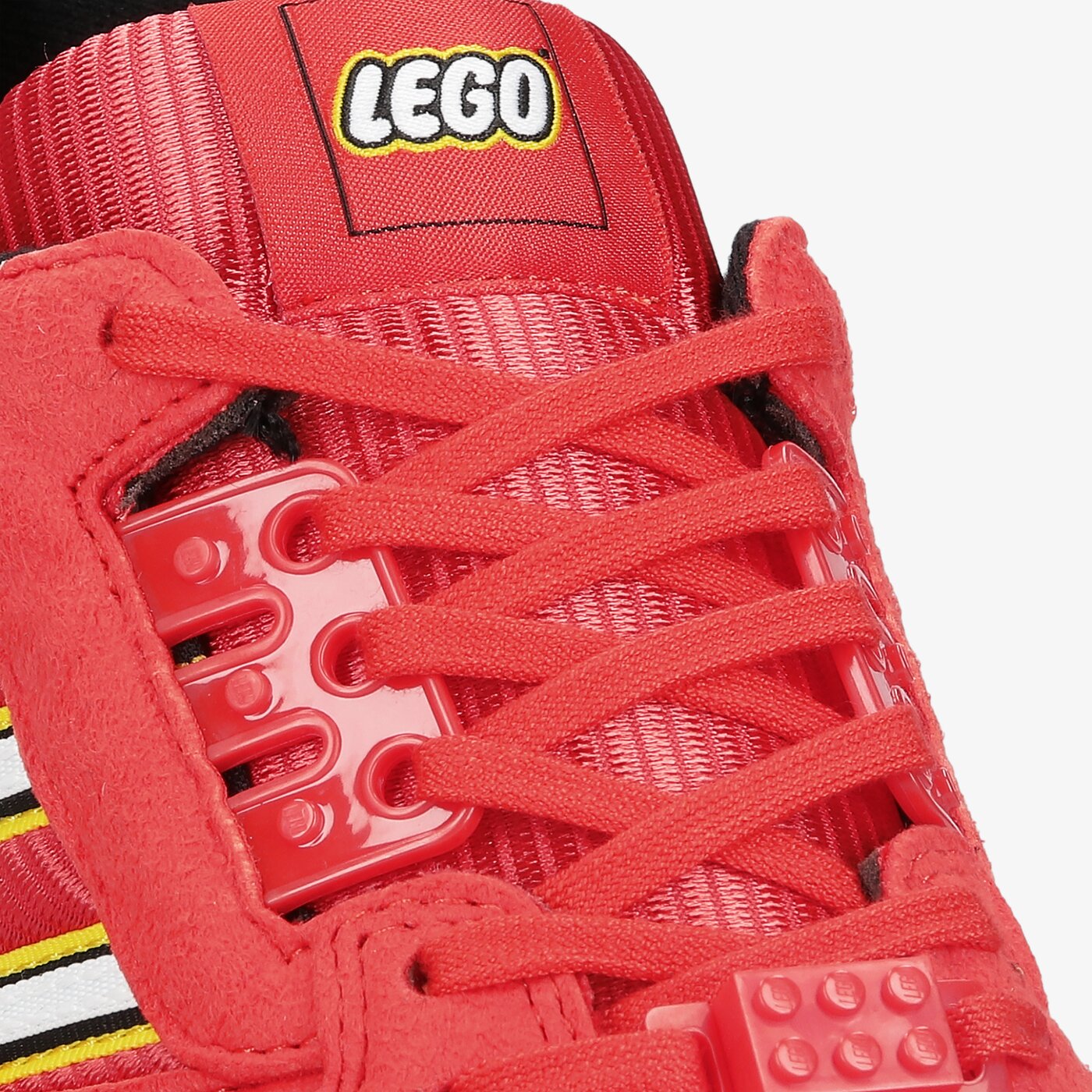 Мъжки маратонки ADIDAS ZX 8000 LEGO fy7084 цвят червен