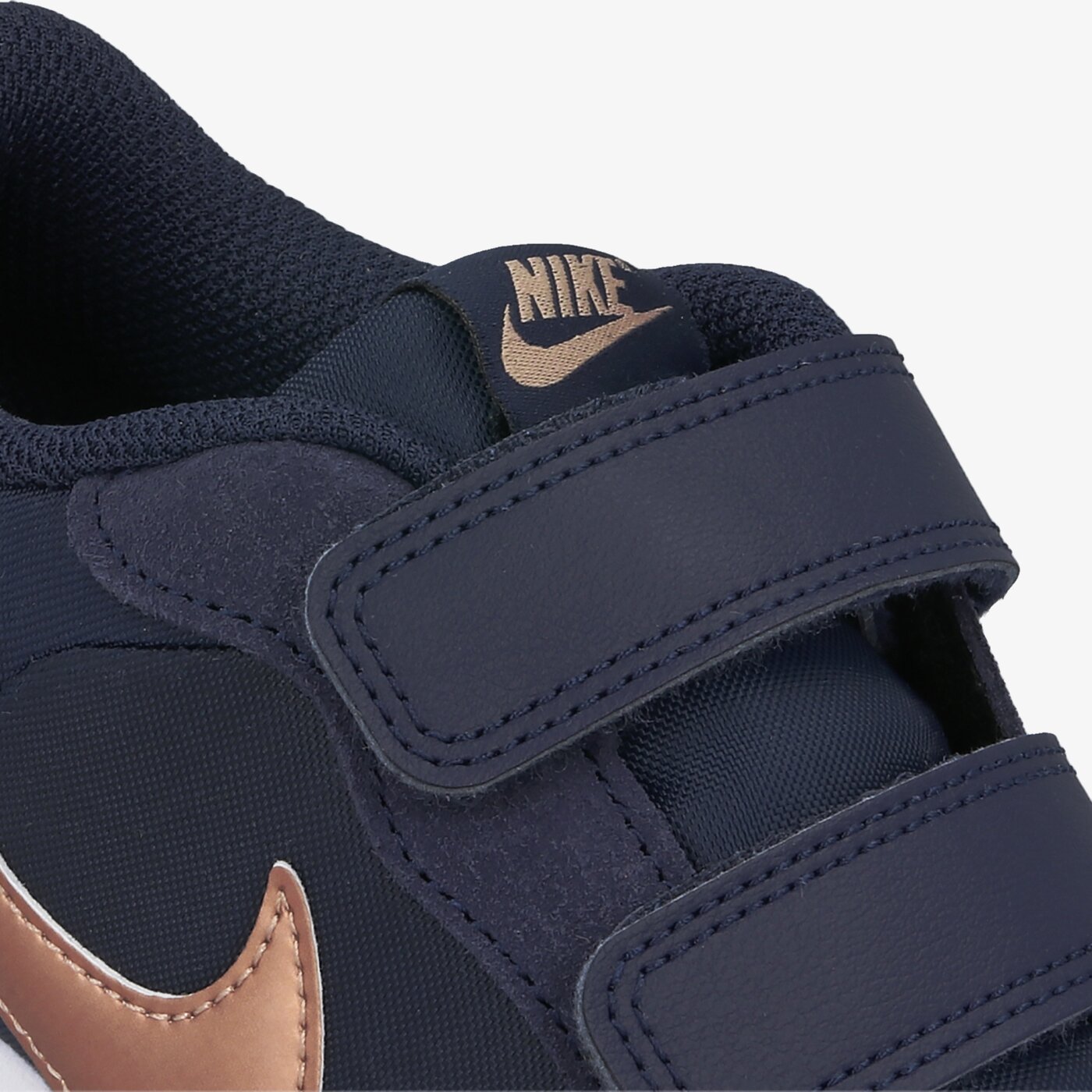 Детски маратонки NIKE MD VALIANT cn8559-401 цвят тъмносин