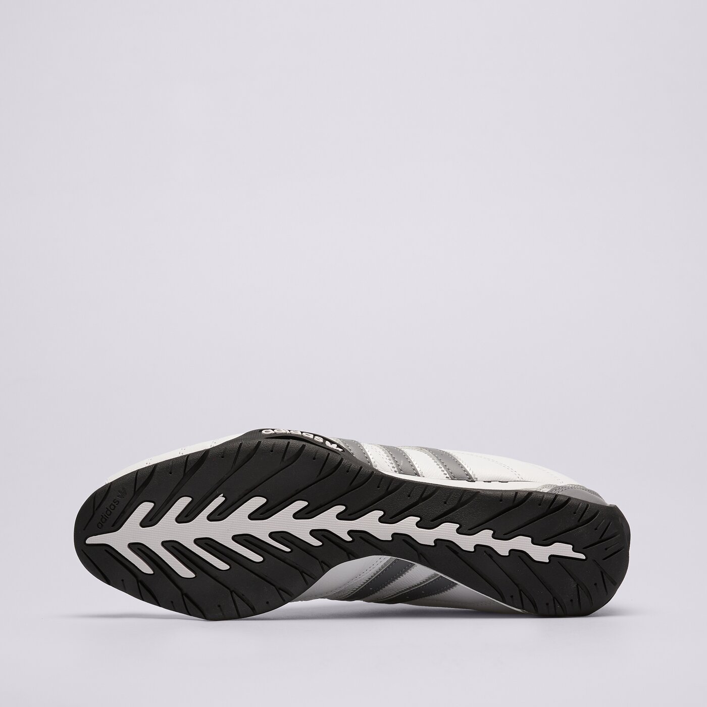 Мъжки маратонки ADIDAS ADIRACER LO jq5721 цвят бял