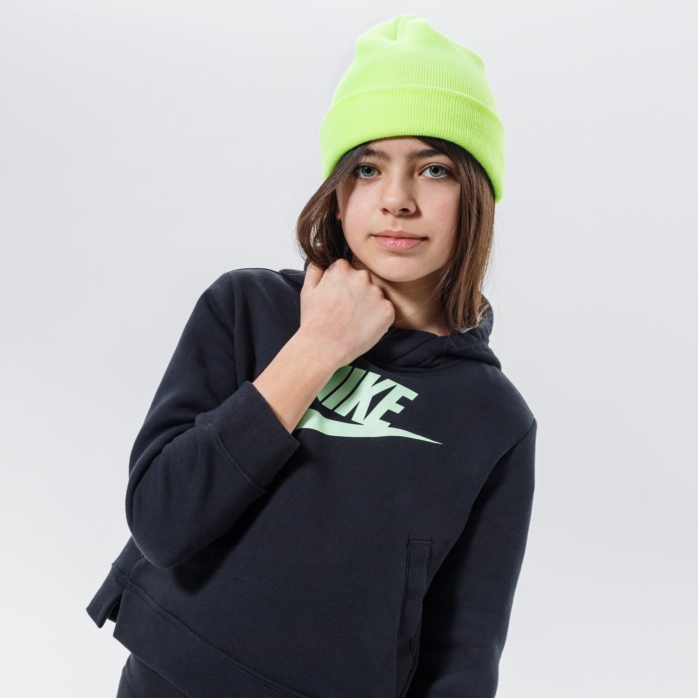 Детски суичър NIKE СУИТЧЪР С КАЧУЛКА SPORTSWEAR GIRL da5157-014 цвят черен
