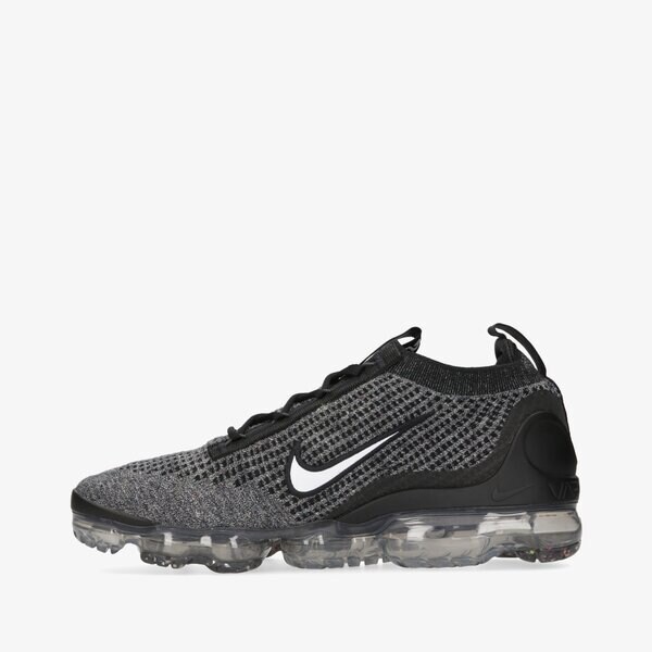 Мъжки маратонки NIKE AIR VAPORMAX 2021  dc9394-001 цвят черен
