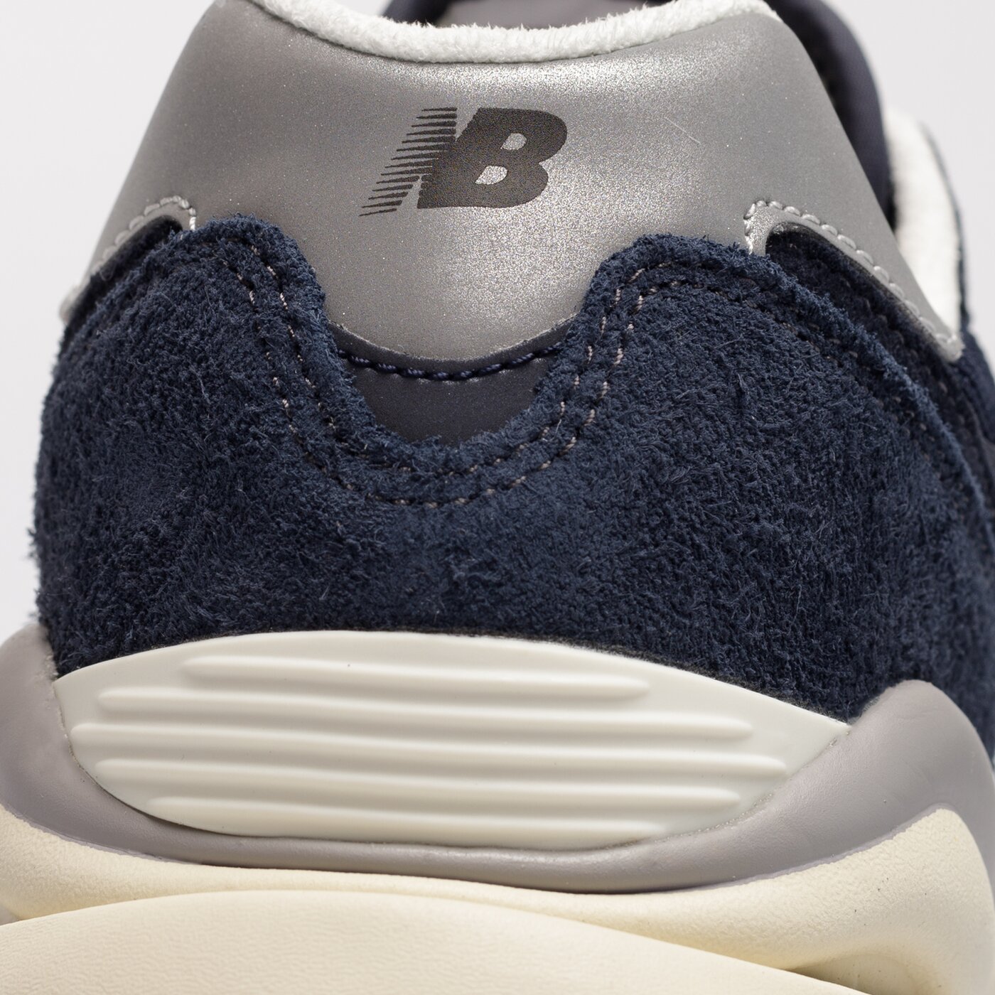 Мъжки маратонки NEW BALANCE 5740  m5740vlb цвят тъмносин