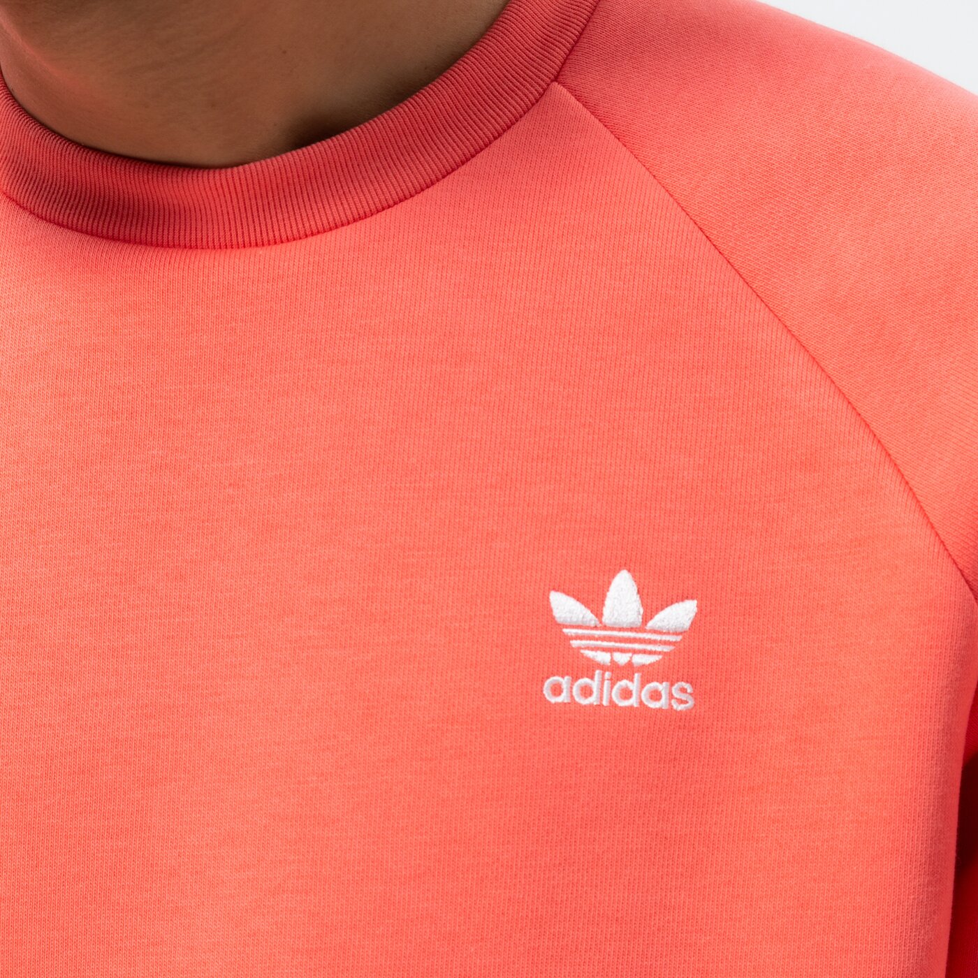 Мъжки суичър ADIDAS СУИТЧЪР ESSENTIAL CREW he9424 цвят розов