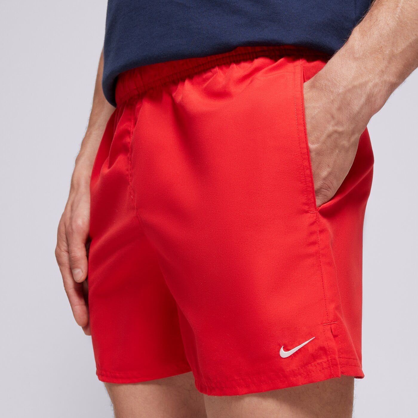 Мъжки къси панталони NIKE SWIM  ШОРТИ ESSENTIAL 5" nessa560-614 цвят червен