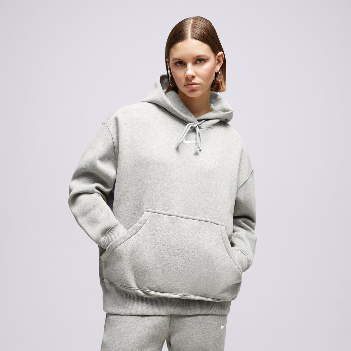 Дамски суичър NIKE СУИТЧЪР С КАЧУЛКА W NSW PHNX FLC OS PO HOODIE dq5860-063 цвят сив