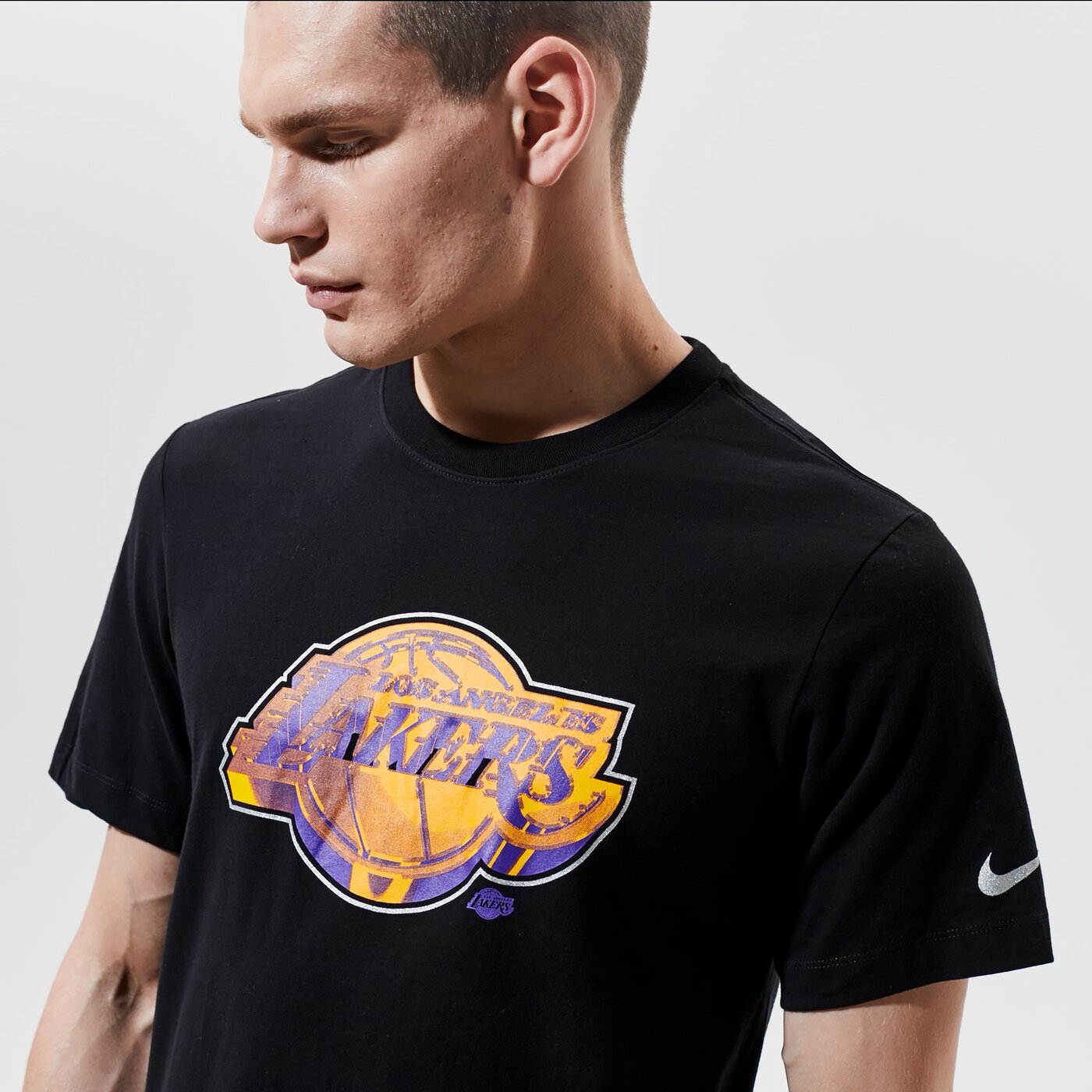 Мъжка тениска NIKE ТЕНИСКА LOS ANGELES LAKERS TEE EARNED EDITION NBA cz7273-010 цвят черен