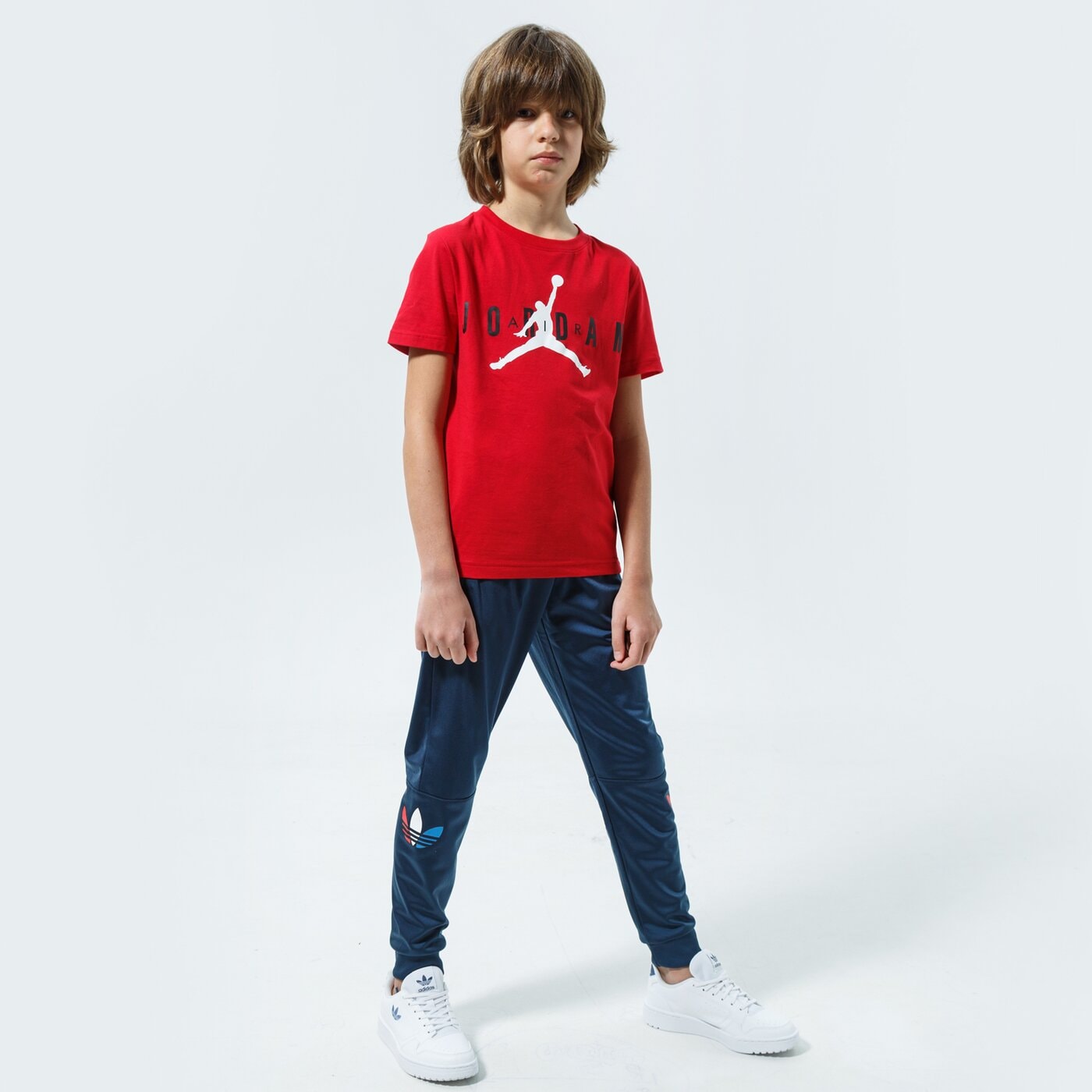 Детска тениска JORDAN ТЕНИСКА JDB BRAND TEE 5 BOY 955175-r78 цвят бордо