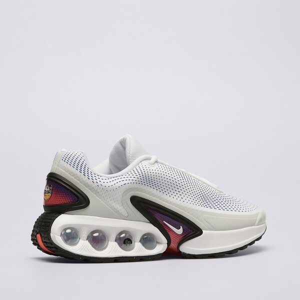 Мъжки маратонки NIKE AIR MAX DN dv3337-104 цвят бял