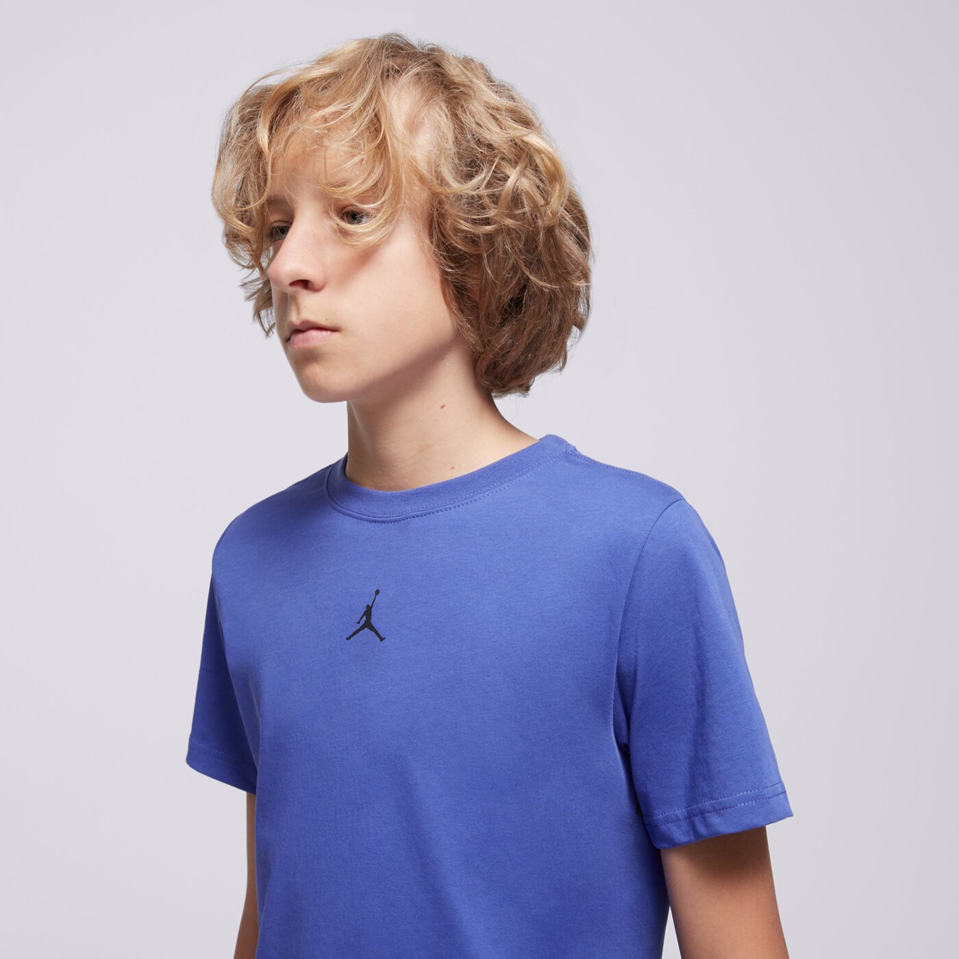Детска тениска JORDAN ТЕНИСКА JDN JORDAN SPORT CORE SS TEE BOY 95d618-p3e цвят виолетов