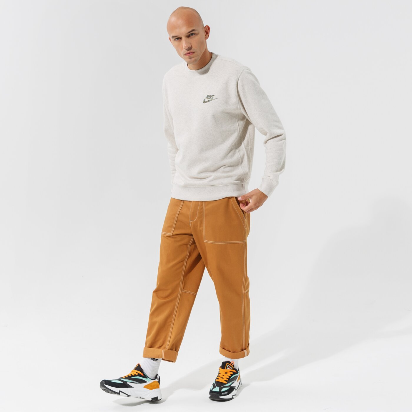 Мъжки суичър NIKE СУИТЧЪР M NSW SPE+ SB CRW REVIVAL dd7045-072 цвят бежов