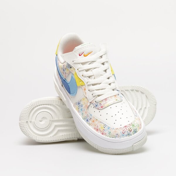 Дамски маратонки WMNS AIR FORCE 1 FONTANKA dv3211-100 цвят многоцветен