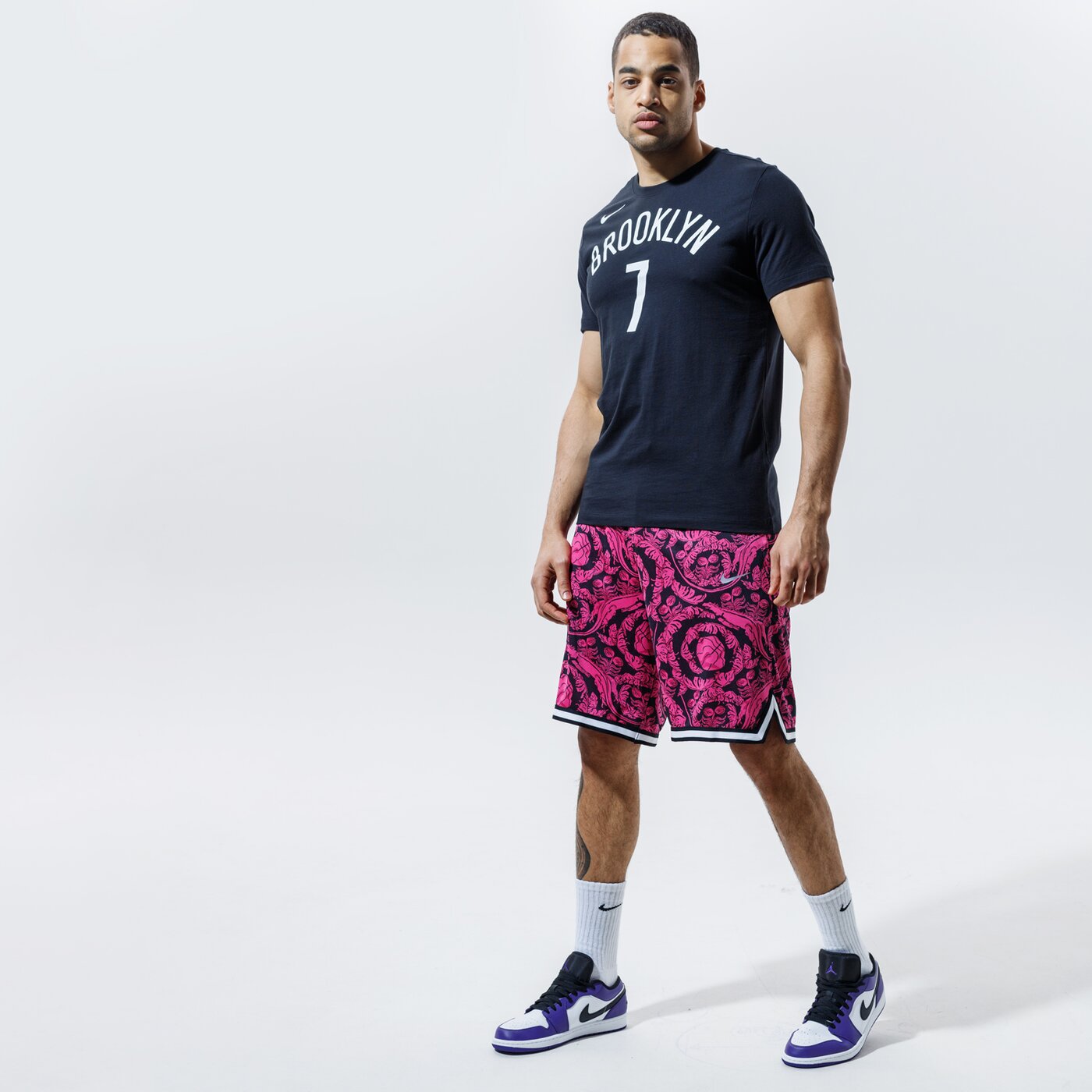 Мъжка тениска NIKE ТЕНИСКА BROOKLYN NETS TEE ESSENTIAL NBA cv8504-019 цвят черен