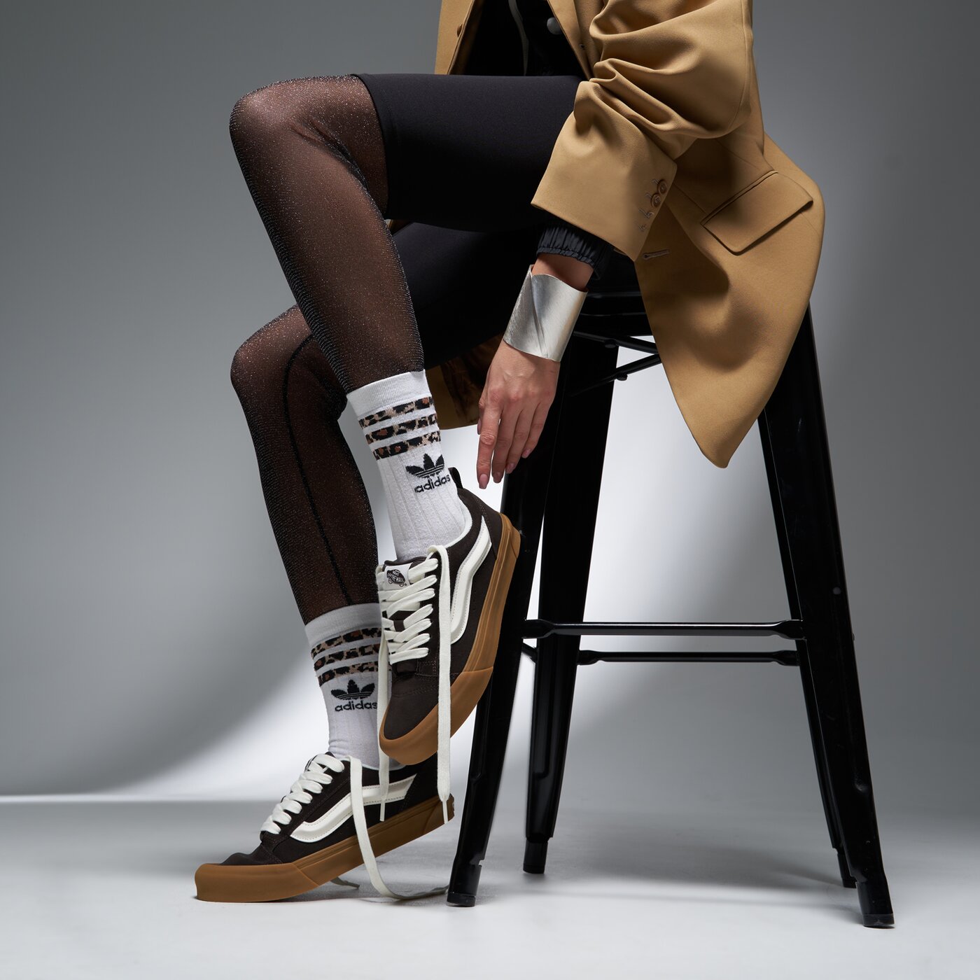 Дамски маратонки VANS KNU SKOOL  vn000cs0d4c1 цвят кафяв