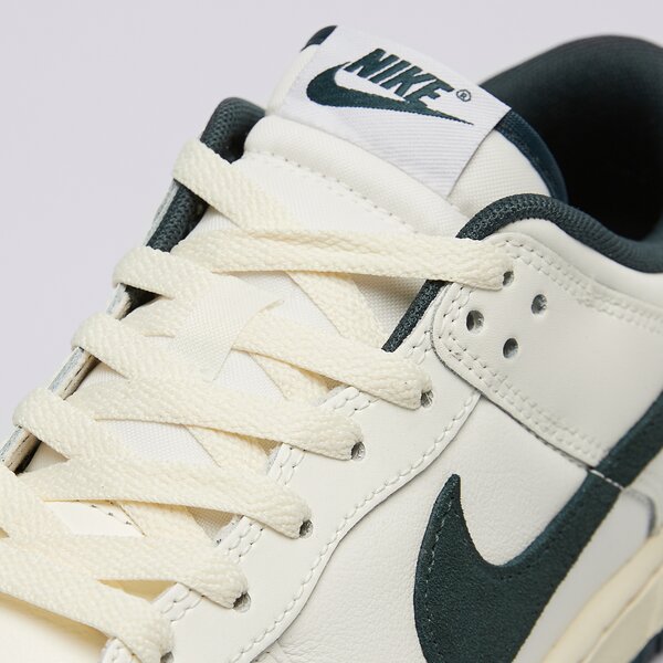 Мъжки маратонки NIKE DUNK LOW fq8080-133 цвят бежов