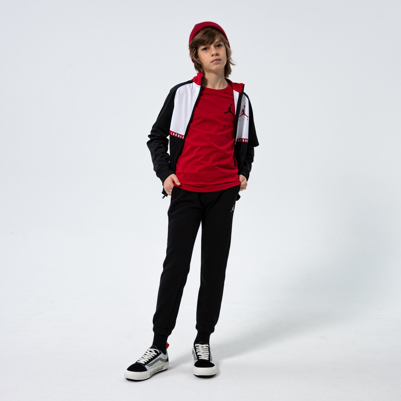 Детска тениска JORDAN ТЕНИСКА JUMPMAN AIR EMROIDERY BOY 95a903-r78 цвят червен