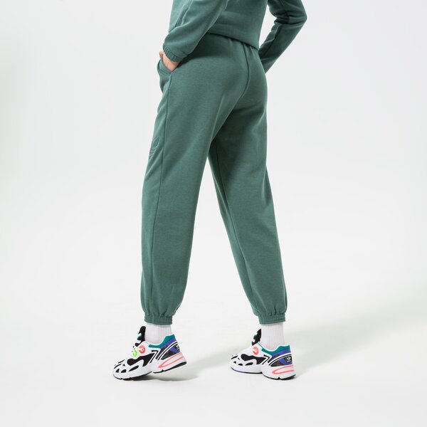 Дамски панталони ADIDAS ПАНТАЛОНИ CUFFED PANT he4751 цвят зелен