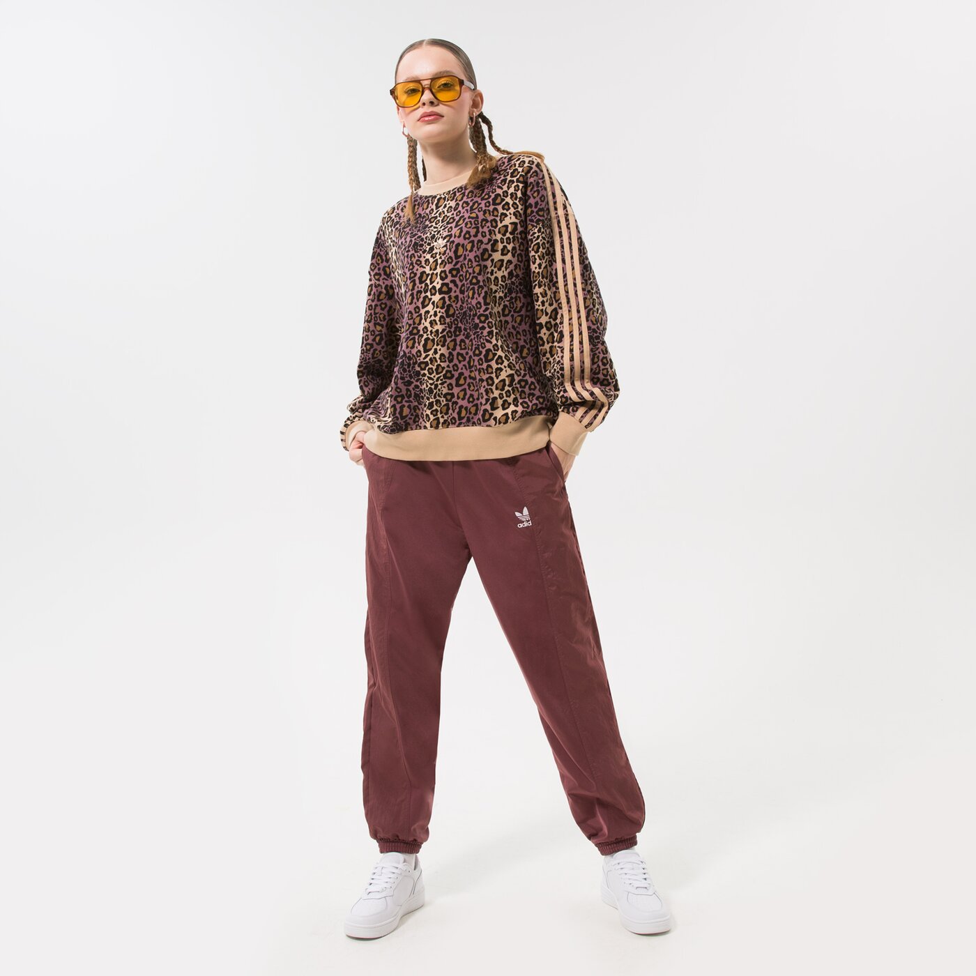 Дамски суичър ADIDAS СУИТЧЪР CREW SWEAT hk5190 цвят кафяв