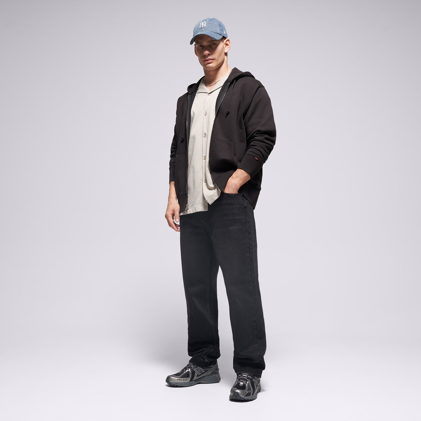 Мъжки суичър LEVI'S СУИТЧЪР СЪС ЗАКОПЧАВАНЕ   AUTHENTIC FULL ZIP BLACKS a9265-0000 цвят черен