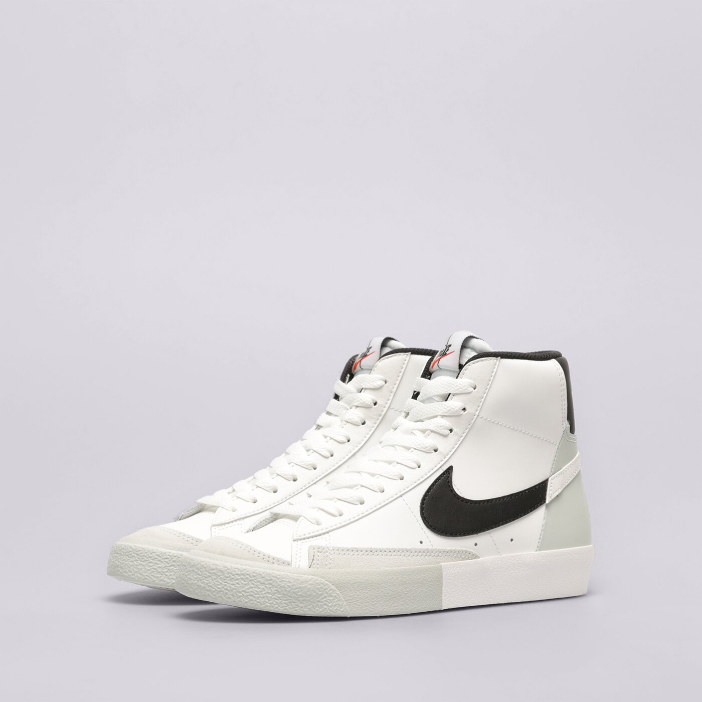 Детски маратонки NIKE BLAZER MID '77 SE (GS) fn6937-100 цвят бял