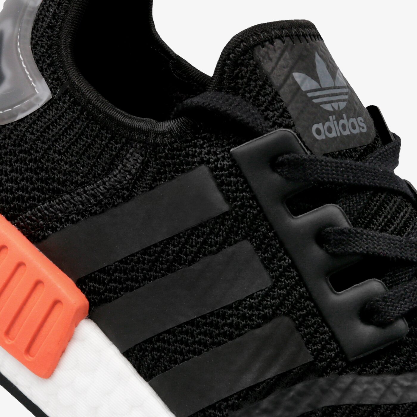 Мъжки маратонки ADIDAS NMD_R1 aq0882 цвят черен