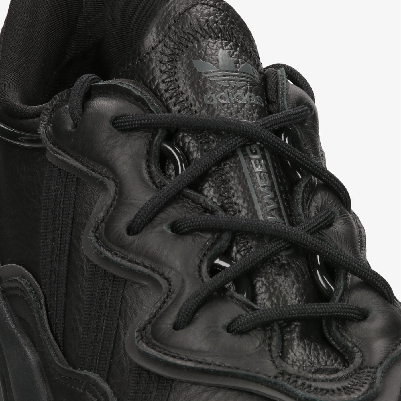 Мъжки маратонки ADIDAS OZWEEGO gw8016 цвят черен