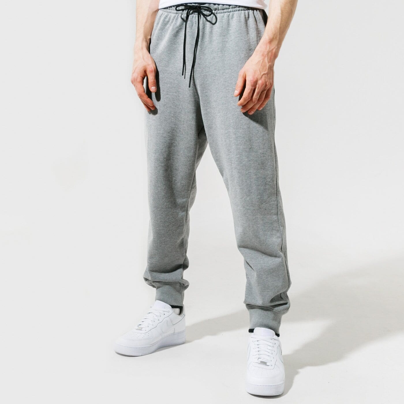 Мъжки панталони JORDAN ПАНТАЛОНИ JUMPMAN CLASSICS cv2249-092 цвят сив