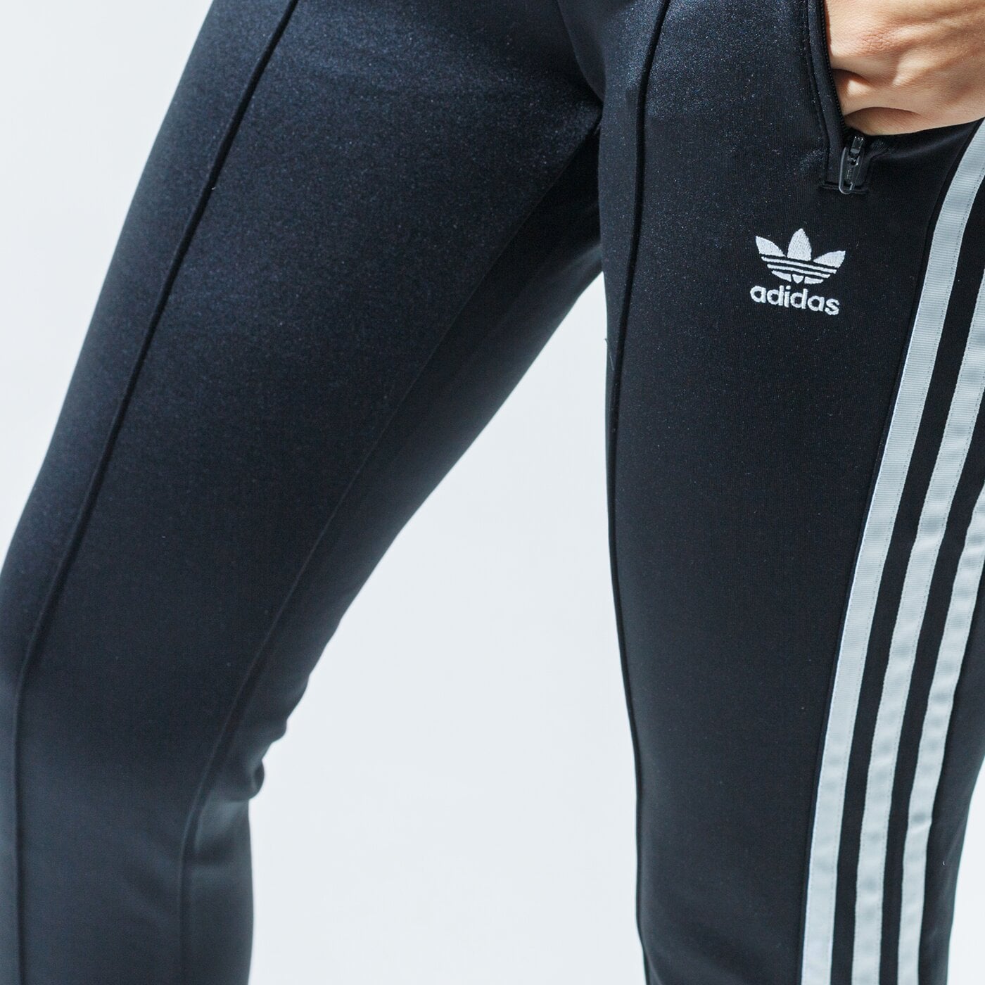 Дамски панталони ADIDAS SS TRACK PANTS  gd2361 цвят черен