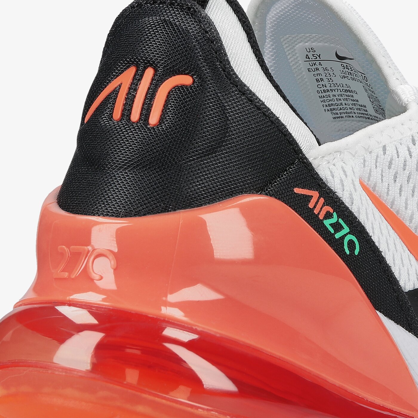 Детски маратонки NIKE AIR MAX 270 943345-107 цвят бял