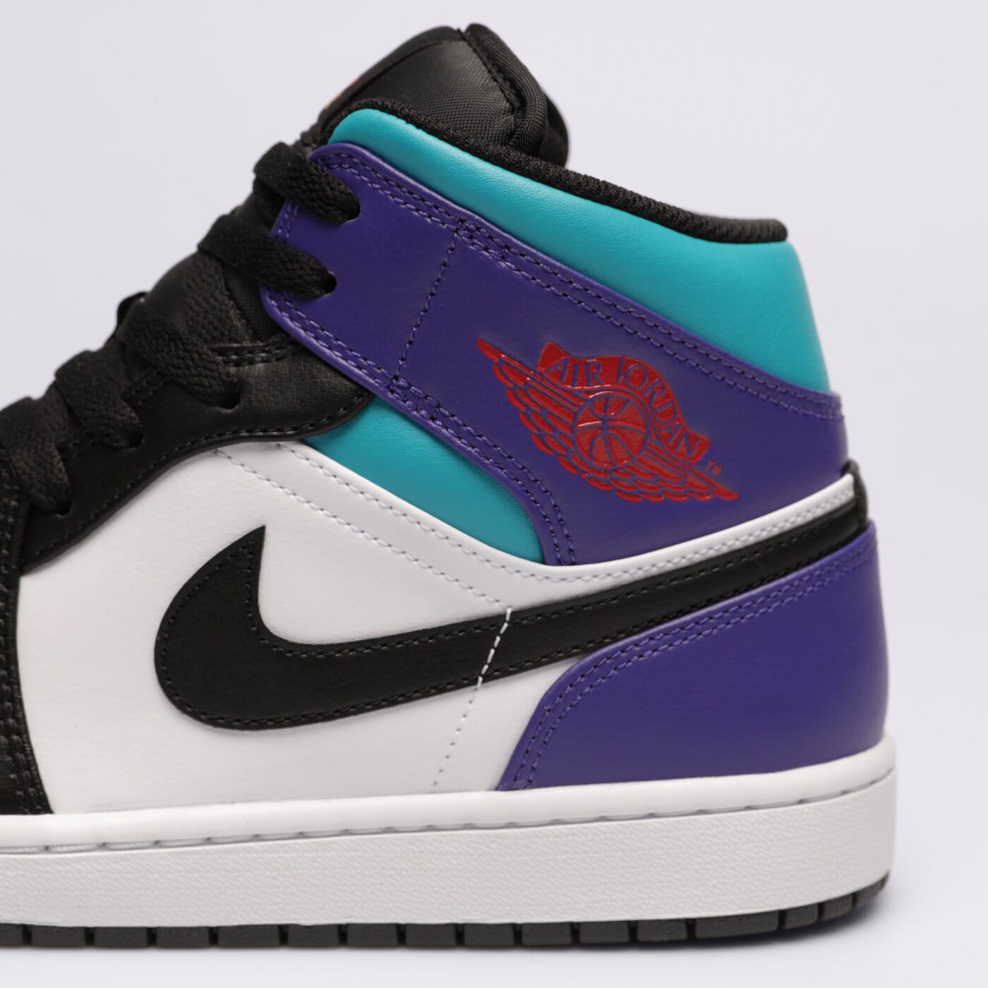 Мъжки маратонки AIR JORDAN 1 MID  dq8426-154 цвят бял