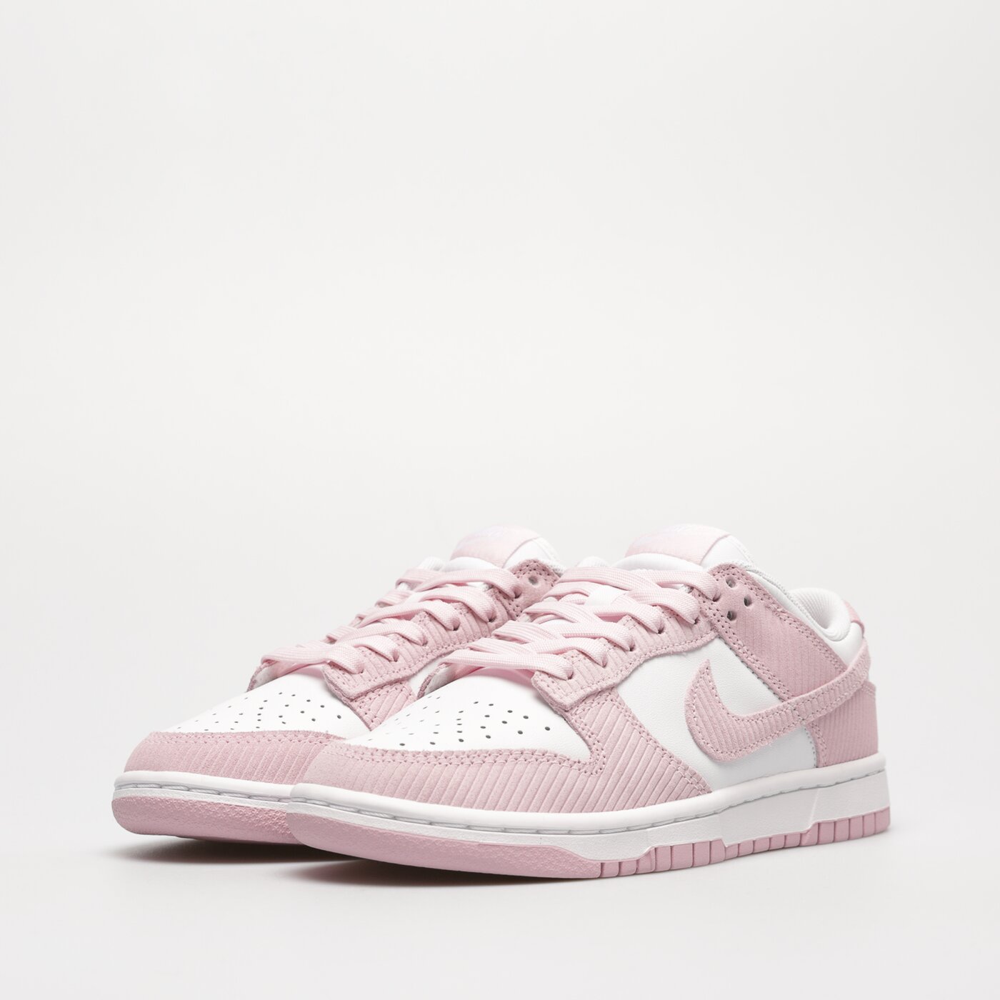 Дамски маратонки NIKE DUNK LOW fn7167-100 цвят розов