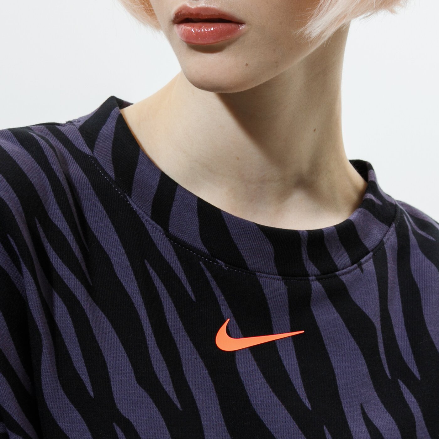 Дамски суичър NIKE СУИТЧЪР SPORTSWEAR ICON CLASH dc6898-573 цвят черен