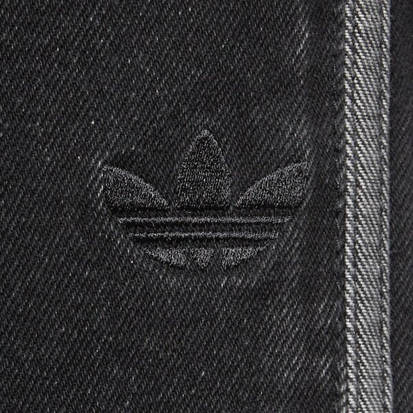 Мъжки къси панталони ADIDAS ШОРТИ ADICOLOR DENIM FIREBIRD SHORTS jc6719 цвят черен