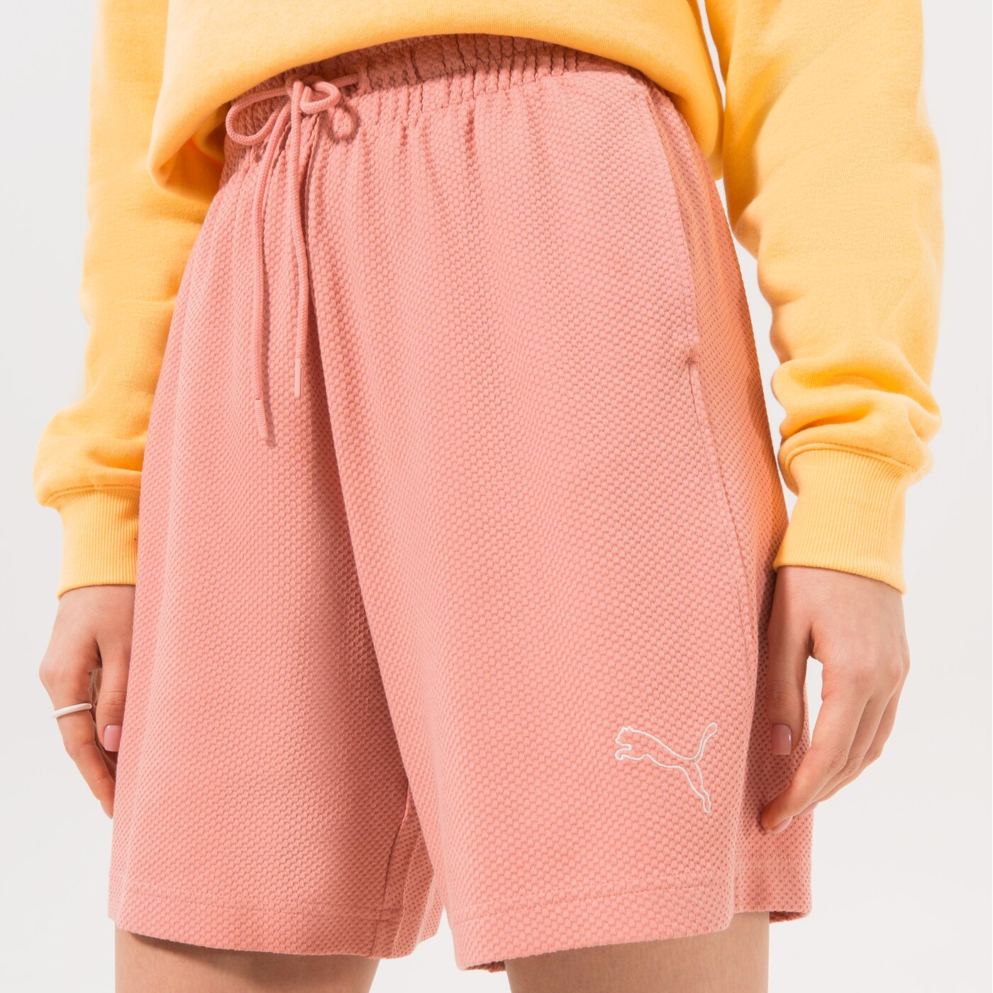 Дамски къси панталони PUMA ШОРТИ HER 7" HIGH-WAIST 847099 24 цвят розов