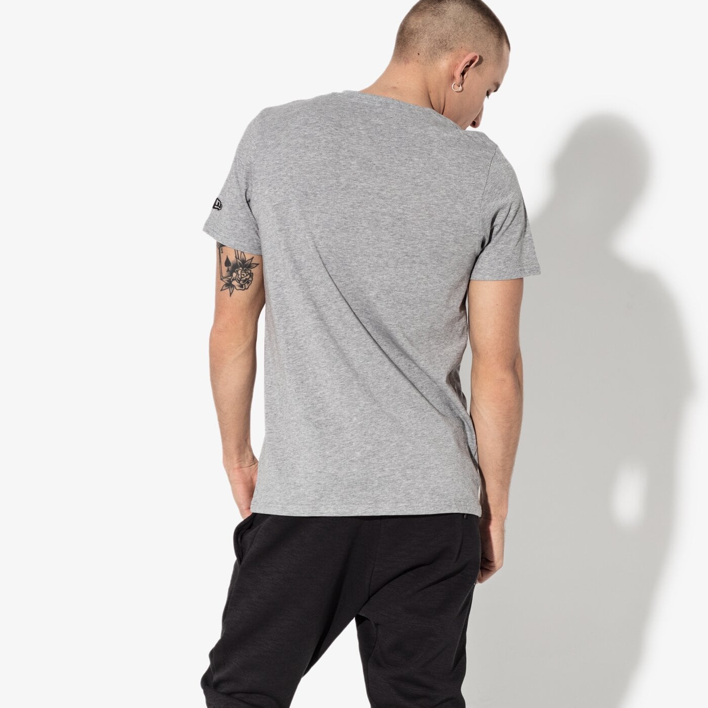 Мъжка тениска NEW ERA ТЕНИСКА SS MLB NYY GREY NEW YORK YANKEES LGH 11863696 цвят сив